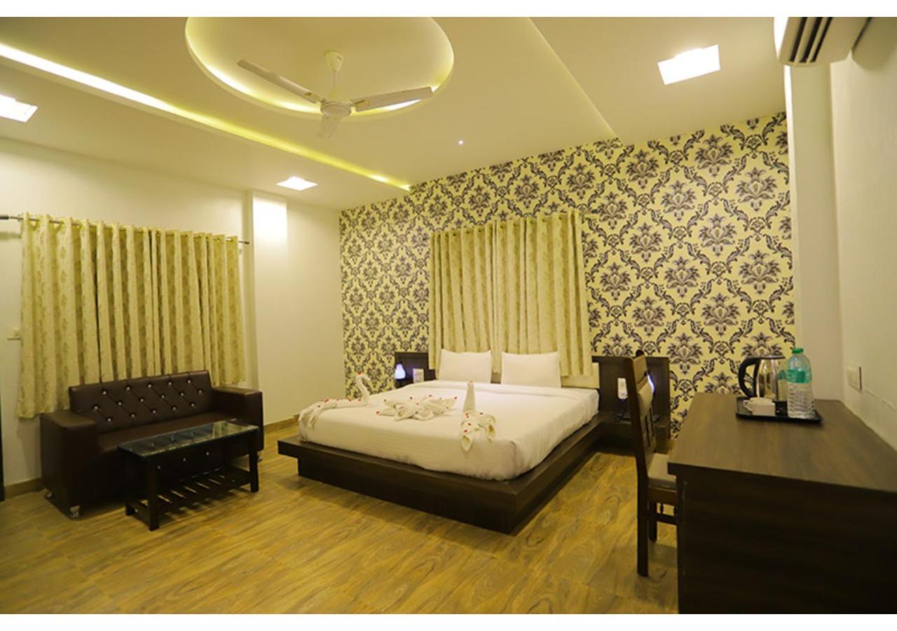 Hotel Raha Udaipur Dış mekan fotoğraf