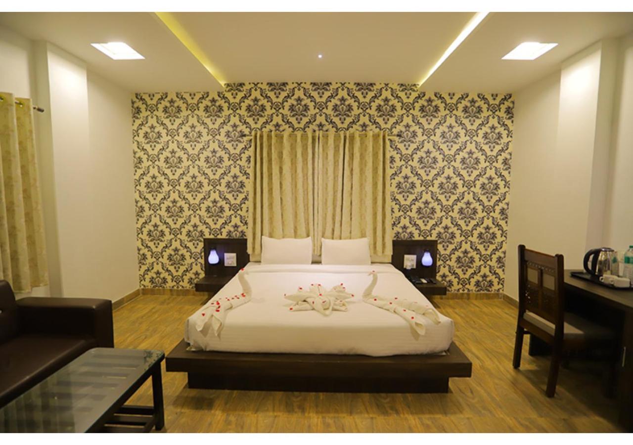 Hotel Raha Udaipur Dış mekan fotoğraf