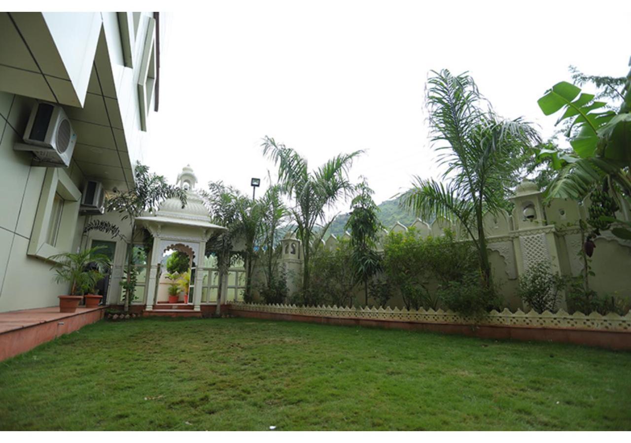 Hotel Raha Udaipur Dış mekan fotoğraf